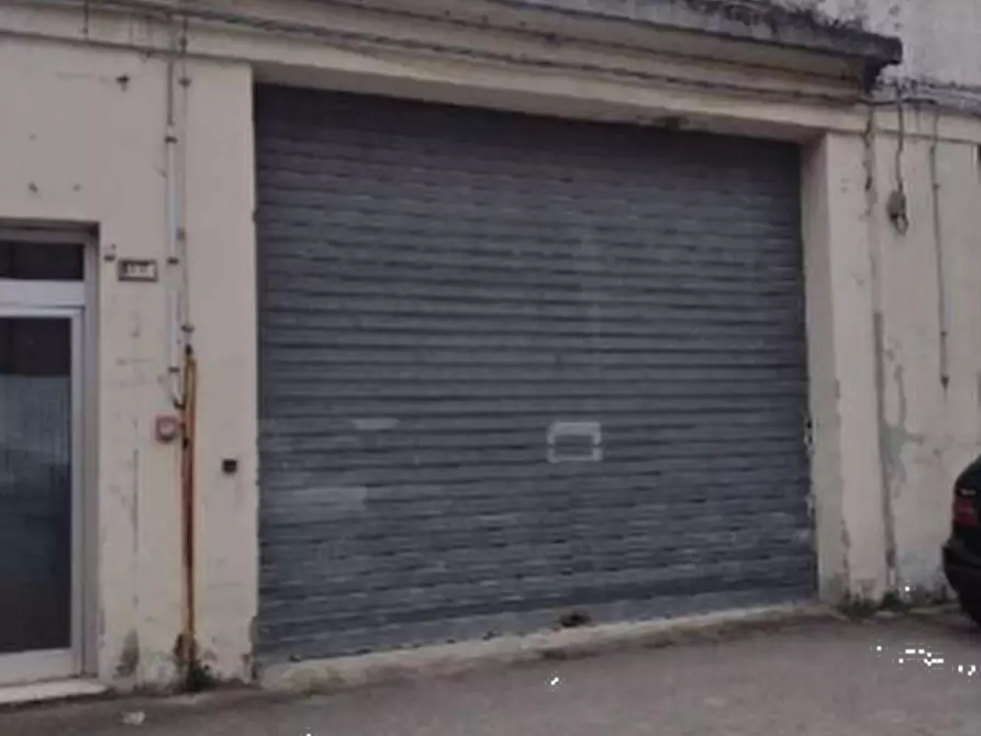 locale di sgombero in vendita a Montegranaro