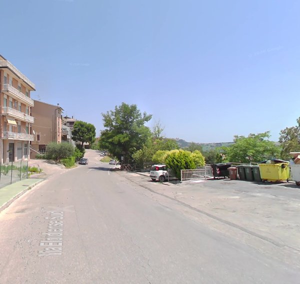 negozio in vendita a Montegranaro