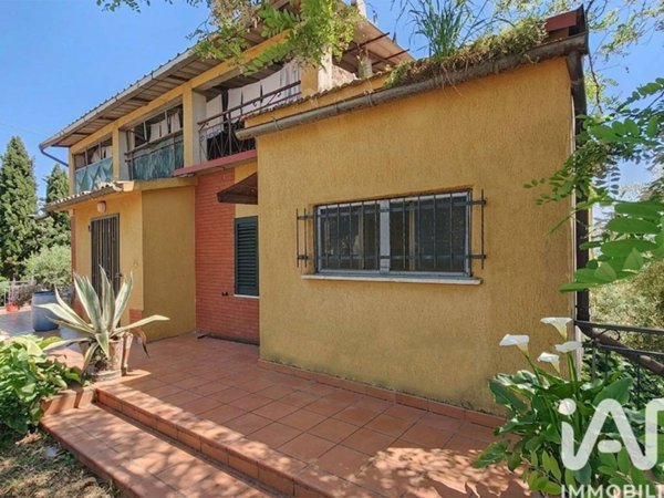 casa indipendente in vendita a Montegranaro