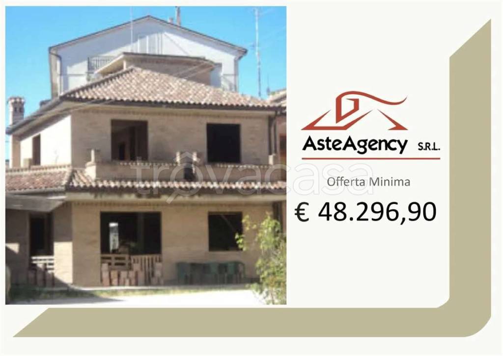 casa indipendente in vendita a Montegranaro