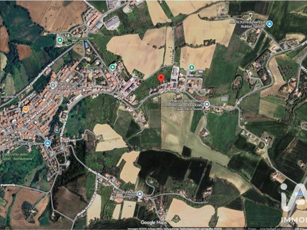 terreno edificabile in vendita a Montegranaro in zona Roccolo