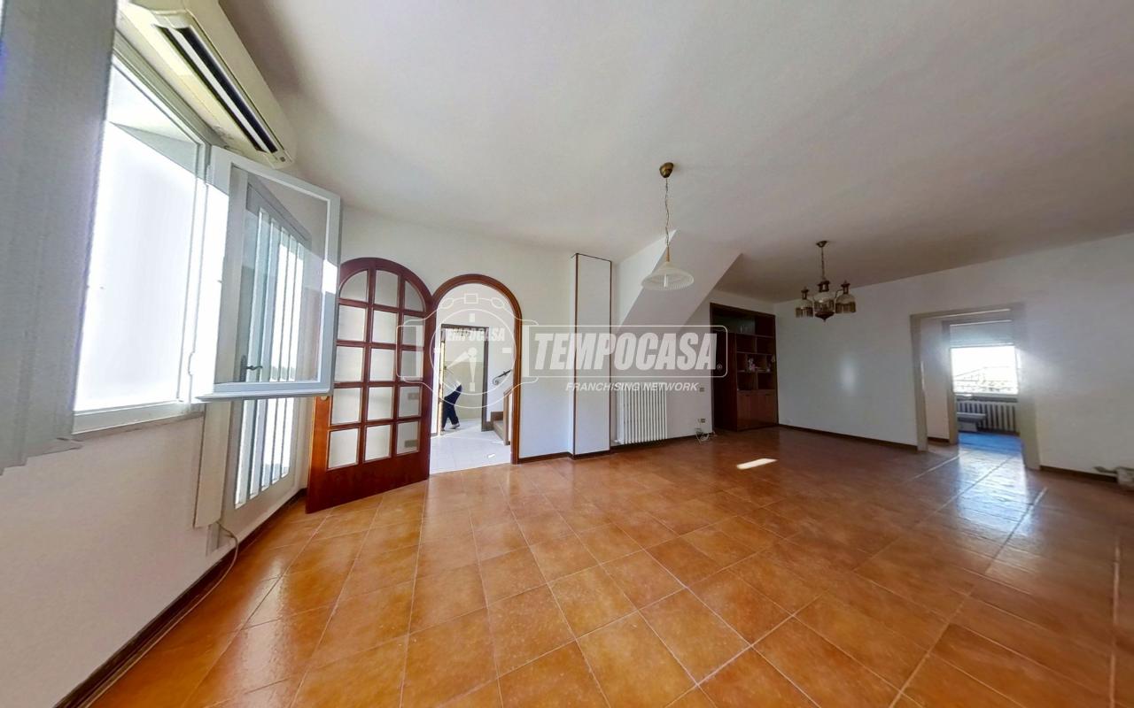 appartamento in vendita a Montegranaro in zona Roccolo