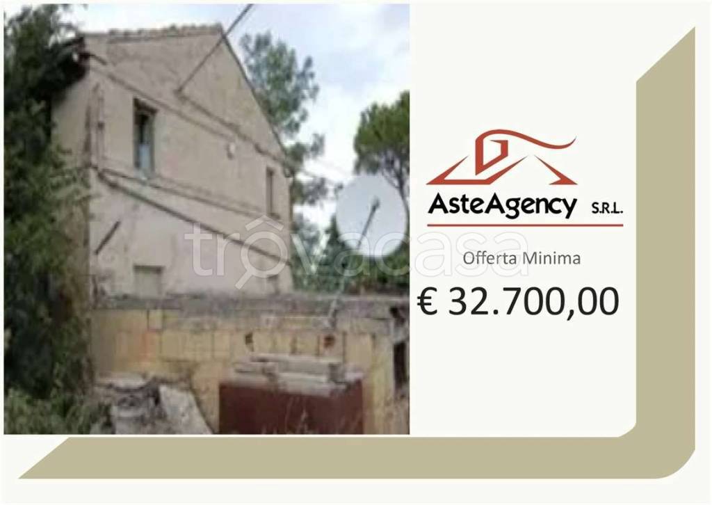 casa indipendente in vendita a Montegranaro in zona San Tommaso