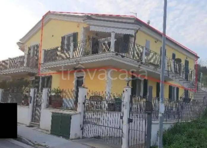 appartamento in vendita a Montegranaro in zona Santa Leandra