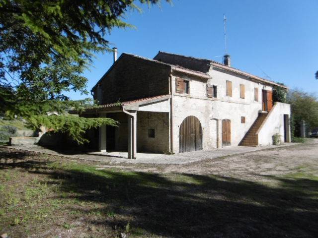 casa indipendente in vendita a Montegranaro in zona Santa Leandra