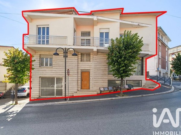 casa indipendente in vendita a Montegranaro