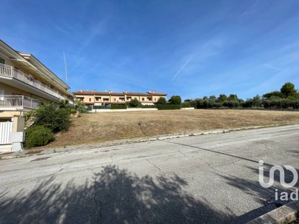 terreno in vendita a Montegranaro
