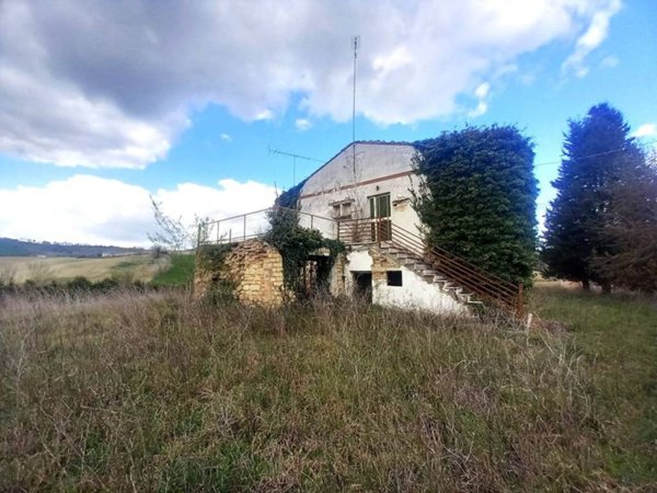 casa indipendente in vendita a Monteleone di Fermo