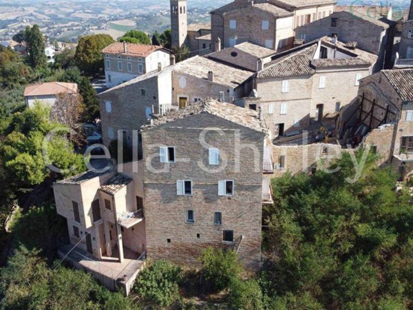 casa semindipendente in vendita a Monteleone di Fermo