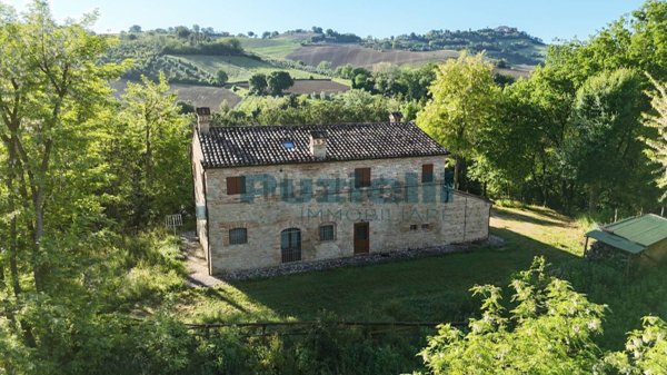 casa indipendente in vendita a Monteleone di Fermo