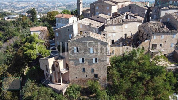 casa semindipendente in vendita a Monteleone di Fermo