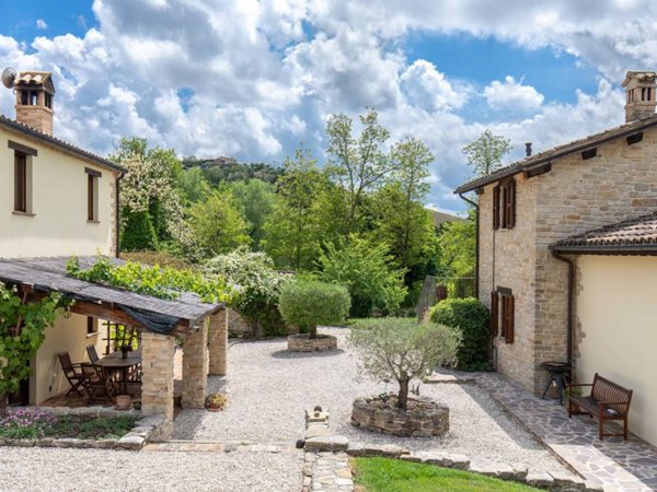 casa indipendente in vendita a Montelparo