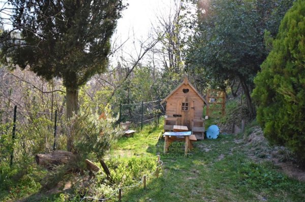 casa indipendente in vendita a Montelparo