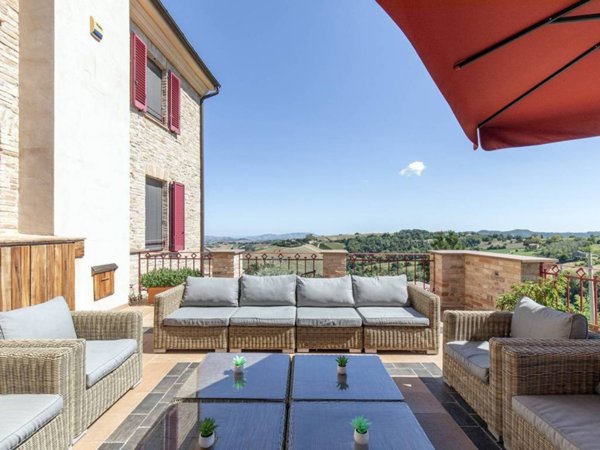 intera palazzina in vendita a Montelparo