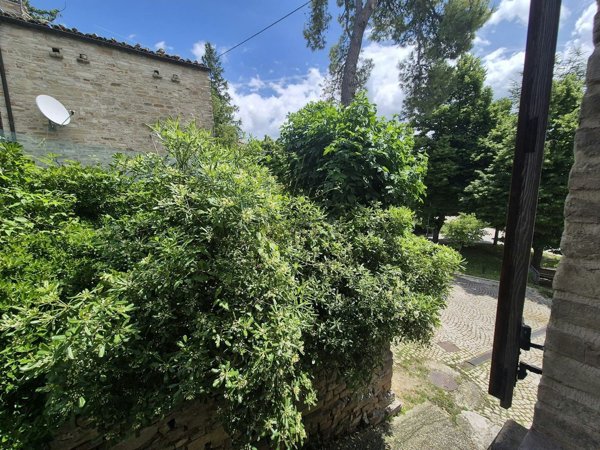 casa indipendente in vendita a Montelparo
