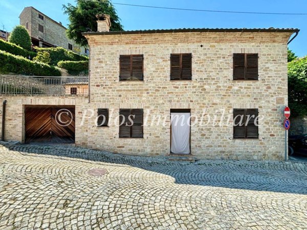 casa indipendente in vendita a Montelparo