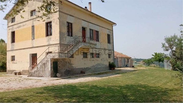 appartamento in vendita a Montelparo