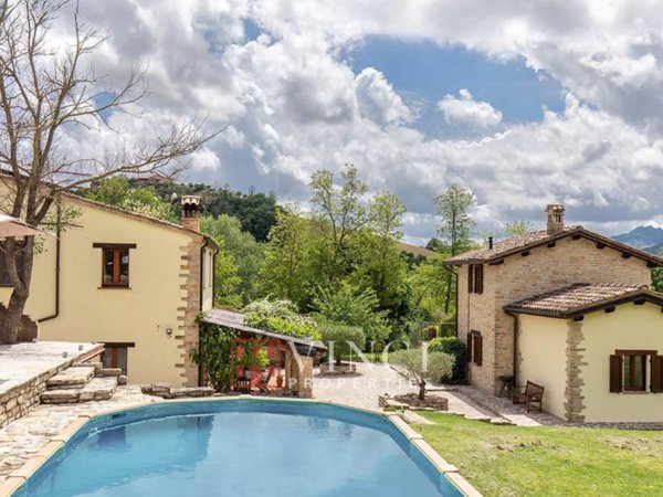 casa indipendente in vendita a Montelparo