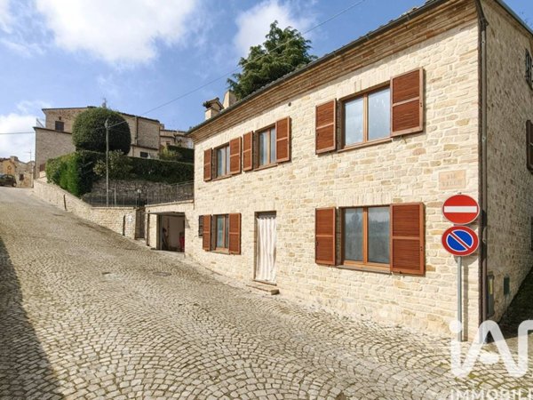 casa indipendente in vendita a Montelparo