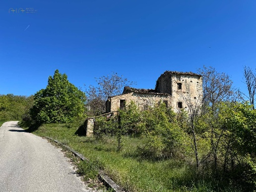 casa indipendente in vendita a Montelparo