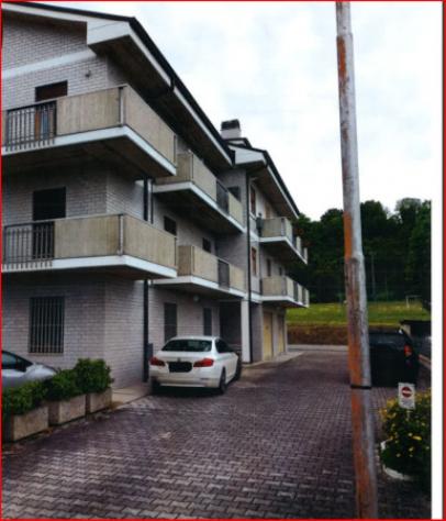 appartamento in vendita a Monterubbiano in zona Rubbianello