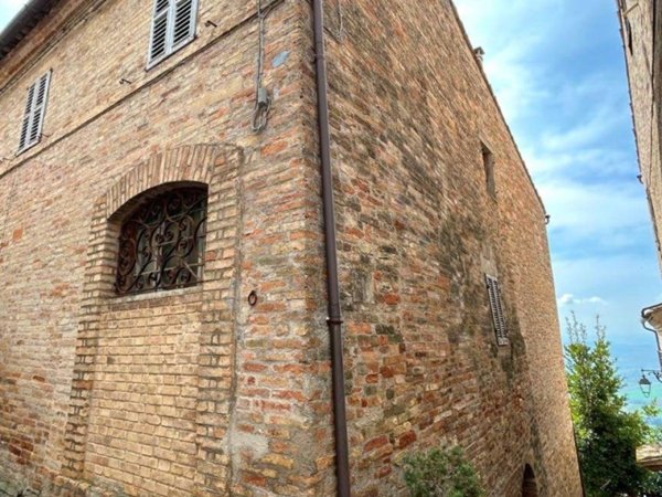 casa indipendente in vendita a Monterubbiano
