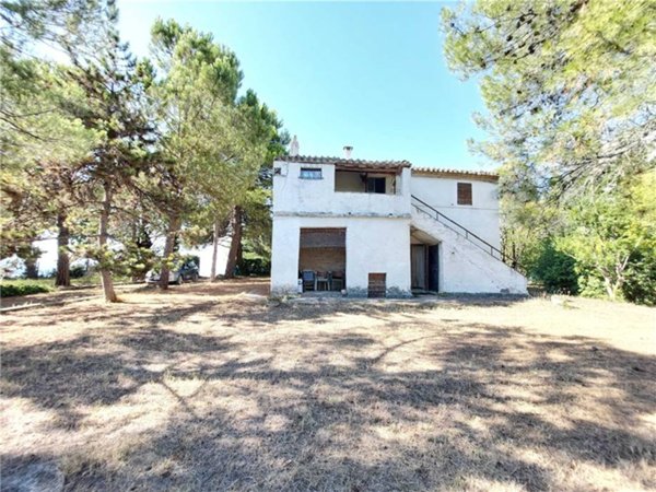 casa indipendente in vendita a Monterubbiano in zona Montotto
