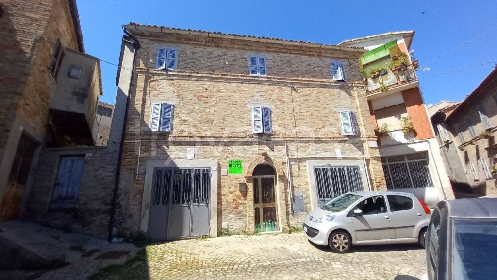casa indipendente in vendita a Monte San Pietrangeli