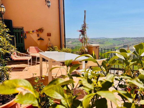 casa indipendente in vendita a Monte San Pietrangeli