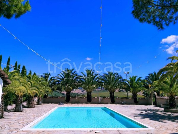 casa indipendente in vendita a Monte San Pietrangeli