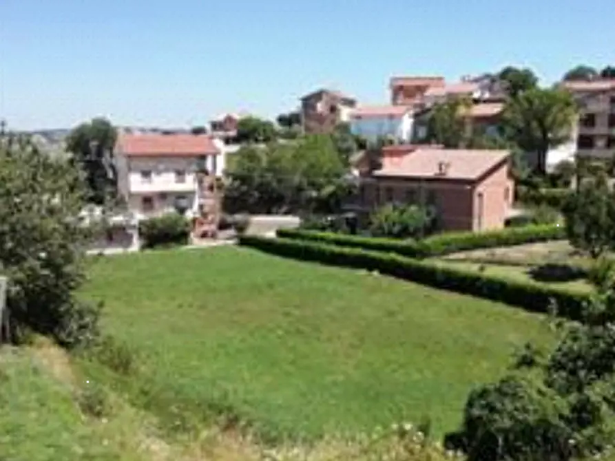 terreno edificabile in vendita a Monte San Pietrangeli