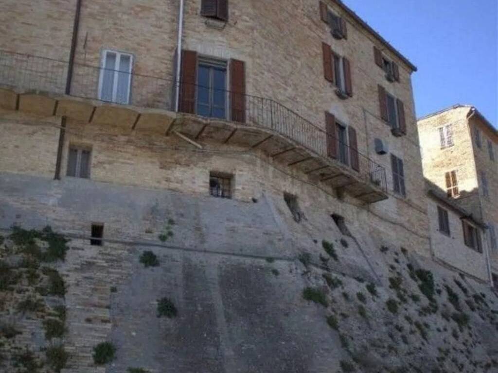 negozio in vendita a Monte San Pietrangeli