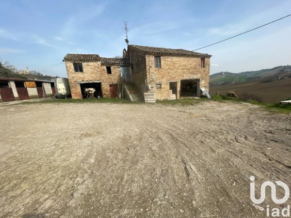 casa indipendente in vendita a Monte San Pietrangeli