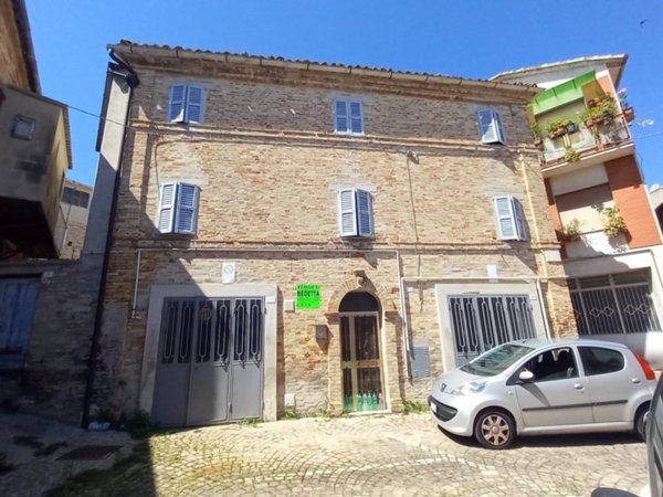 casa indipendente in vendita a Monte San Pietrangeli