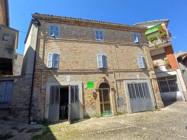 casa indipendente in vendita a Monte San Pietrangeli