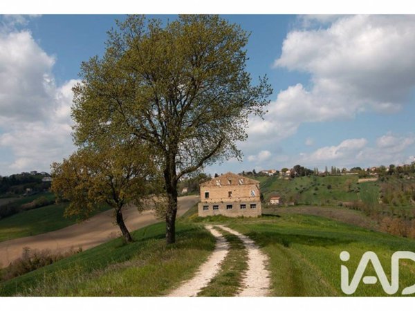 casa indipendente in vendita a Monte San Pietrangeli