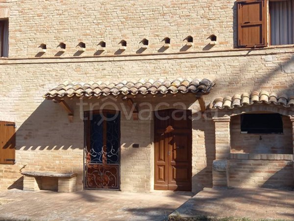 casa indipendente in vendita a Monte San Pietrangeli