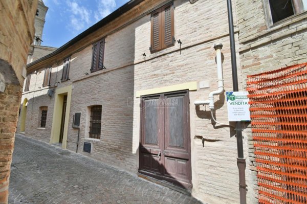 casa indipendente in vendita a Monte Urano