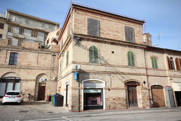casa indipendente in vendita a Monte Urano