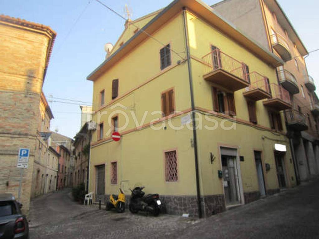 appartamento in vendita a Monte Urano