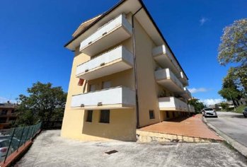 appartamento in vendita a Monte Urano