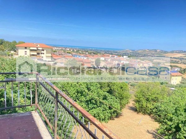 appartamento in vendita a Monte Urano