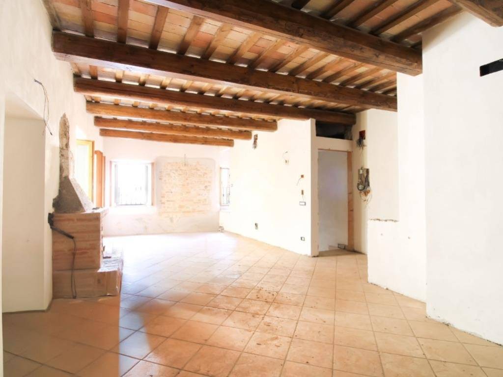 appartamento in vendita a Monte Urano