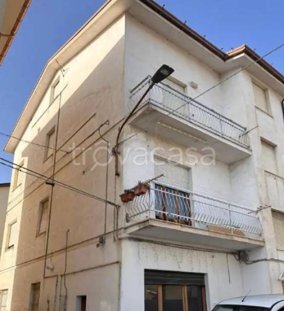 casa indipendente in vendita a Monte Urano