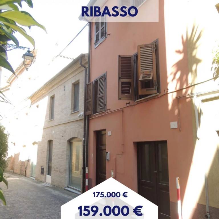 casa indipendente in vendita a Monte Urano