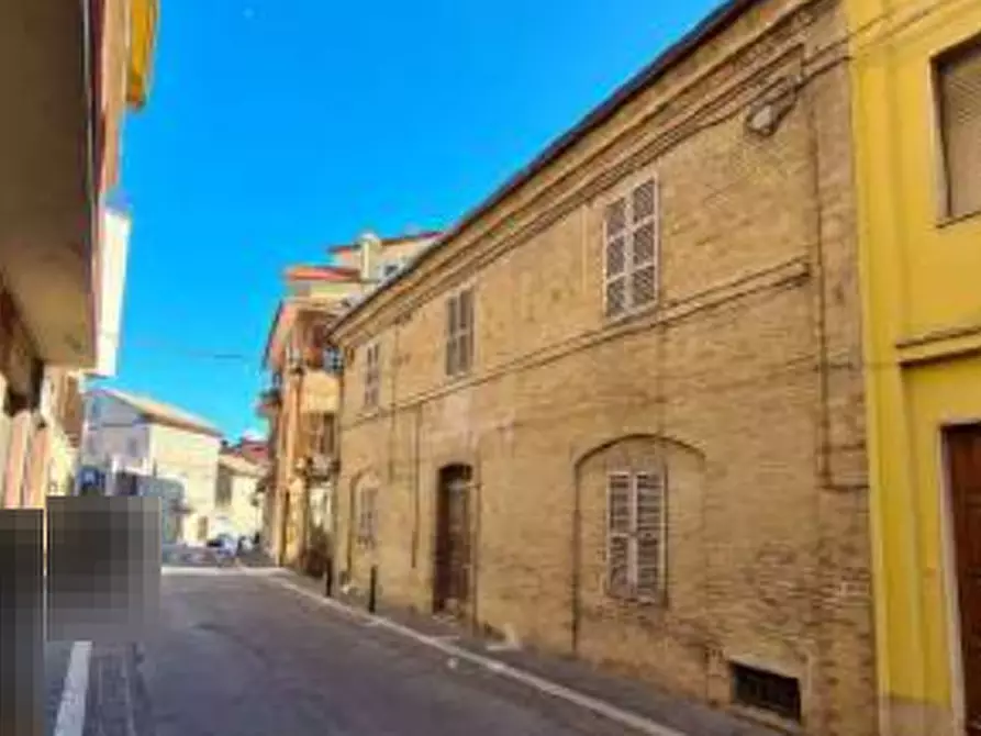locale di sgombero in vendita a Monte Urano