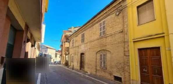 casa indipendente in vendita a Monte Urano