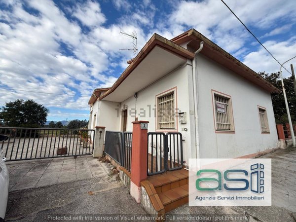 casa indipendente in vendita a Monte Urano