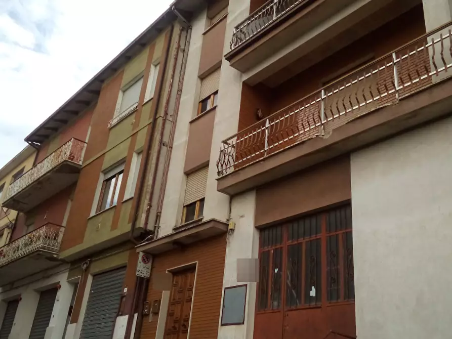 ufficio in vendita a Monte Urano