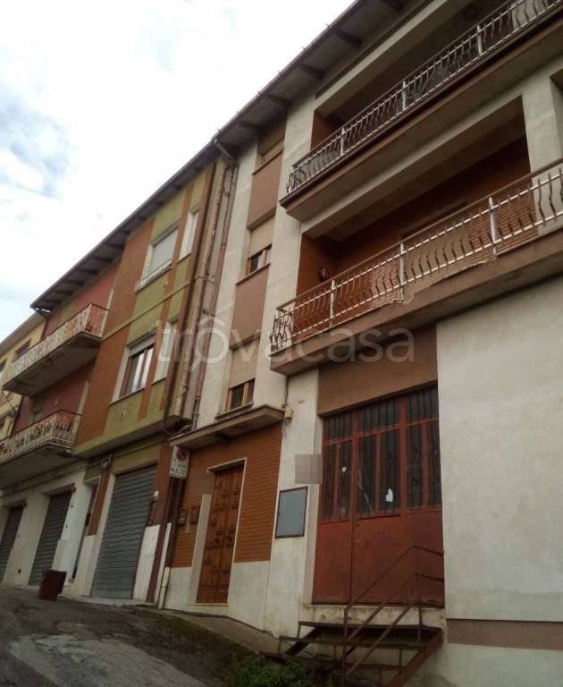 negozio in vendita a Monte Urano